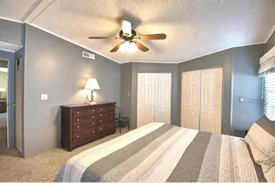 4901 Colonnades Circle E, Lakeland, FL 33811 - Photo 29