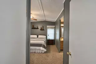 4901 Colonnades Cir E, Lakeland, FL 33811 - Photo 25