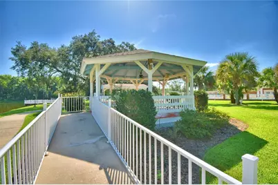 4901 Colonnades Circle E, Lakeland, FL 33811 - Photo 65