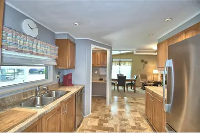 4901 Colonnades Circle E, Lakeland, FL 33811 - Photo 19