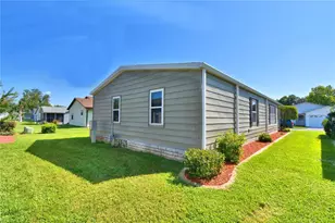 4901 Colonnades Cir E, Lakeland, FL 33811 - Photo 3
