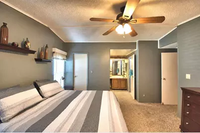 4901 Colonnades Circle E, Lakeland, FL 33811 - Photo 35