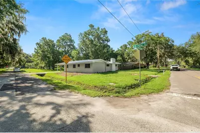 1112 N Pennsylvania Avenue, Plant City, FL 33563 - Photo 3