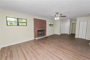 1112 N Pennsylvania Ave, Plant City, FL 33563 - Photo 13