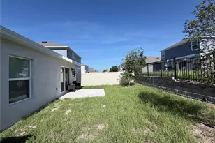 2715 Gentle Rain Dr, Davenport, FL 33837 - Photo 17