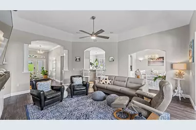 2775 Highlands Creek Drive, Lakeland, FL 33813 - Photo 3