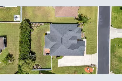 2775 Highlands Creek Drive, Lakeland, FL 33813 - Photo 33