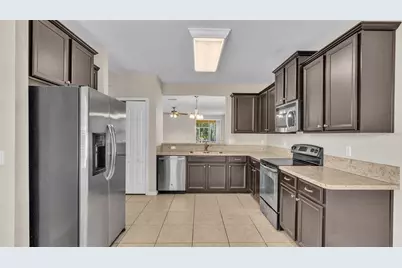6838 Glenbrook Drive, Lakeland, FL 33811 - Photo 9