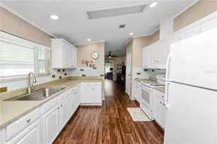 618 Cassandra Ln, Lakeland, FL 33809 - Photo 17