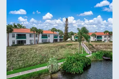 4729 Casablanca Circle #C22, Sebring, FL 33870 - Photo 3