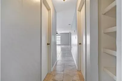 8316 Tupelo Dr, Temple Terrace, FL 33637 - Photo 11