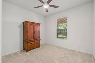 5808 Hidden Falls Ln, Apollo Beach, FL 33572 - Photo 21