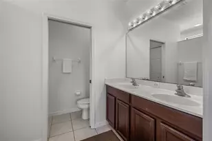 5808 Hidden Falls Ln, Apollo Beach, FL 33572 - Photo 17