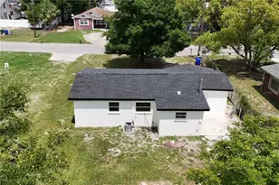 910 N Ruth Ave, Lakeland, FL 33815 - Photo 3