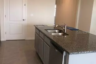 2952 Long pond Dr, Lakeland, FL 33811 - Photo 5
