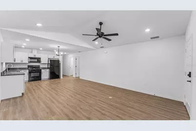 7540 Willow Wisp Drive W, Lakeland, FL 33810 - Photo 5