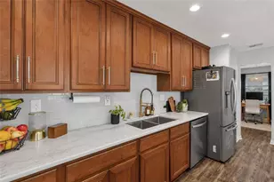 4828 Celia Cir W, Lakeland, FL 33813 - Photo 9