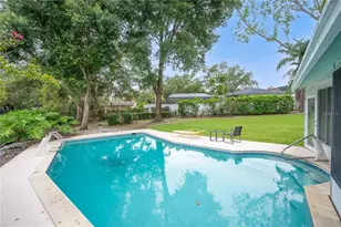 923 Woodmont Ln, Lakeland, FL 33813 - Photo 3