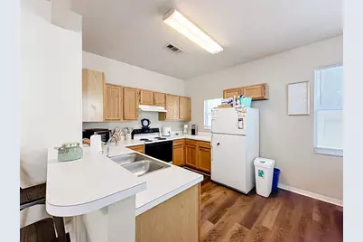 1710 NW 7th Street #604, Gainesville, FL 32609 - Photo 11