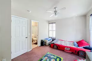 1710 NW 7th St, Gainesville, FL 32609 - Photo 21