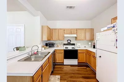 1710 NW 7th Street #604, Gainesville, FL 32609 - Photo 13