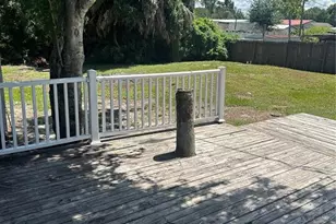 2594 McIntosh Dr, Lakeland, FL 33815 - Photo 9