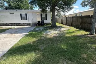 2594 McIntosh Dr, Lakeland, FL 33815 - Photo 3