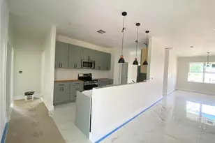 410 Citroen Dr, Sebring, FL 33872 - Photo 9