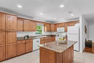 4020 Glen-Garry Rd W, Lakeland, FL 33813 - Photo 7