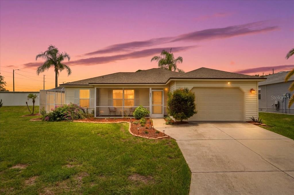 1001 Canary Cir S - 1001 Canary Cir S, Lakeland, FL 33809 Luxury Property | Jose Angel Pina