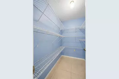 1001 Canary Circle S, Lakeland, FL 33809 - Photo 17