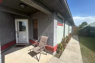206 Hollywood Ct N, Kissimmee, FL 34743 - Photo 3