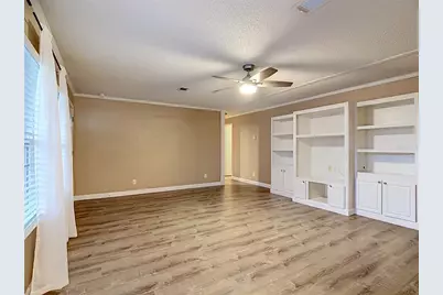 8334 Mitchall Drive, Lakeland, FL 33809 - Photo 7