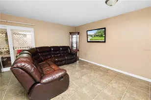 4820 Presidential St, Seffner, FL 33584 - Photo 13