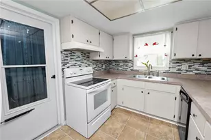 4820 Presidential St, Seffner, FL 33584 - Photo 17