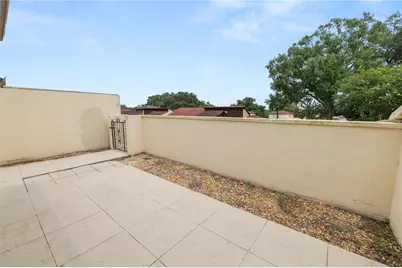 7 Loma Linda #7, Lakeland, FL 33813 - Photo 11
