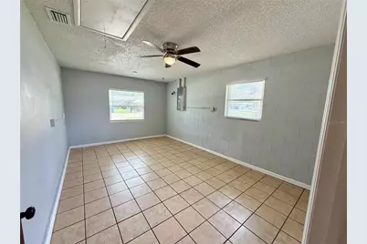 8 N Hendry Avenue, Fort Meade, FL 33841 - Photo 3