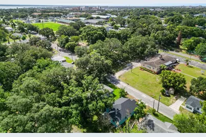617 W Crawford Street, Lakeland, FL 33805 - Photo 3