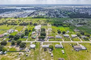 13 Cactus Cir E, Winter Haven, FL 33880 - Photo 31