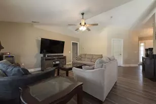 233 Mandolin Dr, Winter Haven, FL 33884 - Photo 7