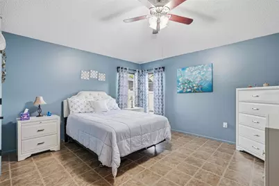 11026 Streamside Drive, Tampa, FL 33624 - Photo 15
