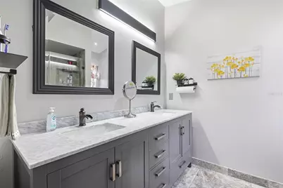 11026 Streamside Drive, Tampa, FL 33624 - Photo 17