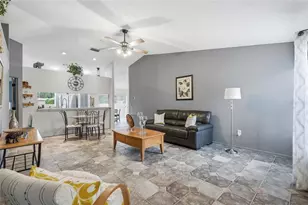 11026 Streamside Dr, Tampa, FL 33624 - Photo 5