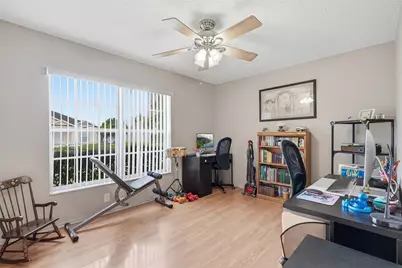 11026 Streamside Drive, Tampa, FL 33624 - Photo 23