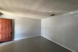 477 Garden Dr, Lakeland, FL 33813 - Photo 3