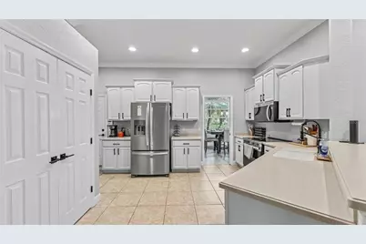6714 Highlands Creek Loop, Lakeland, FL 33813 - Photo 7
