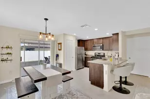392 Kensington View Dr, Winter Haven, FL 33880 - Photo 7