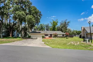 7716 Nature Trail, Lakeland, FL 33809 - Photo 13