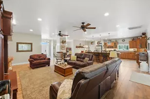 8404 Mathews Rd, Lakeland, FL 33809 - Photo 9