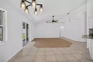 6035 Hillside Heights Dr, Lakeland, FL 33812 - Photo 13
